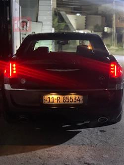 کرایسلەر 300